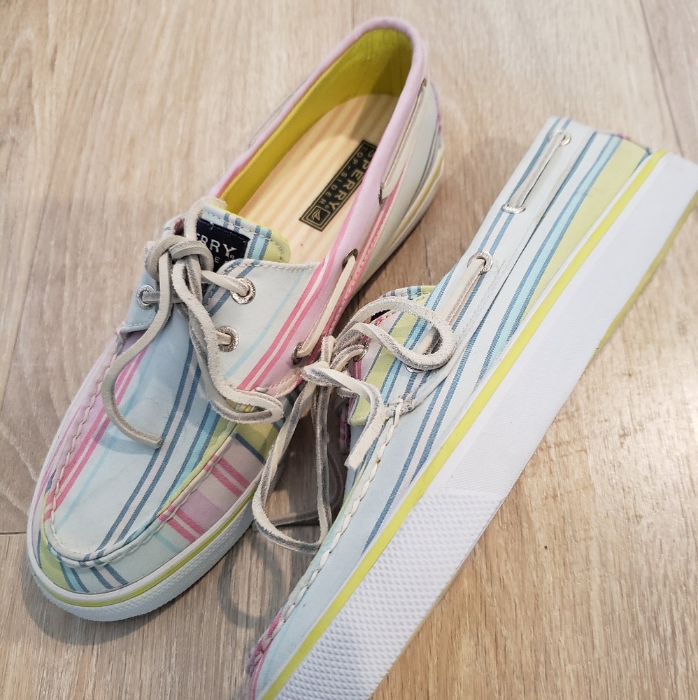 Sperry Top Siders size 8